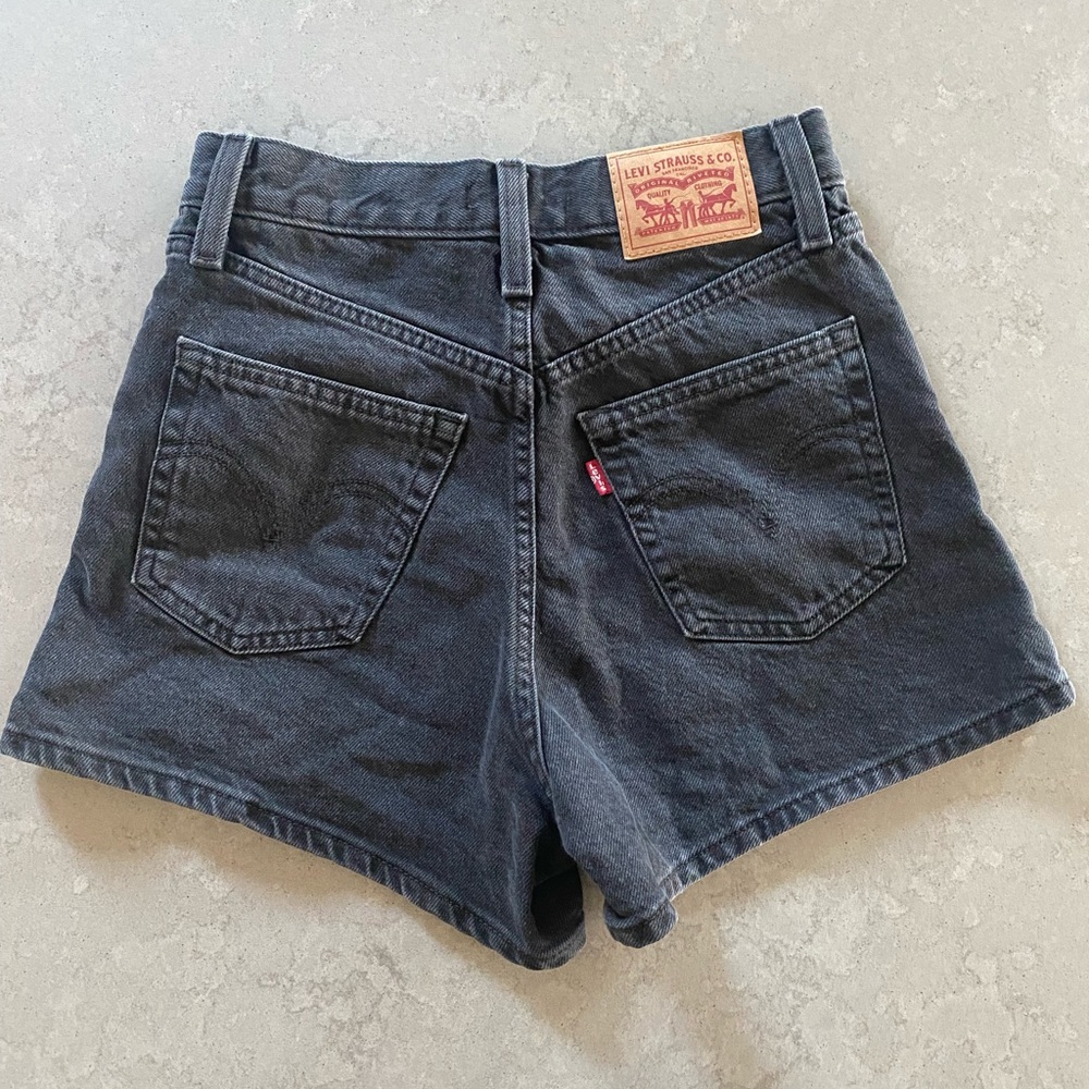 Levi’s High Waisted Mom Shorts